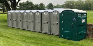 Types of Portable Toilets We Offer in Vernon, TX